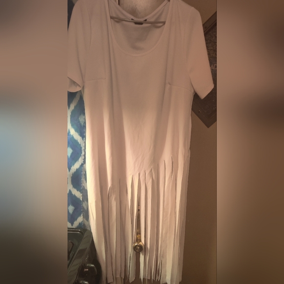 Top - Picture 2 of 2